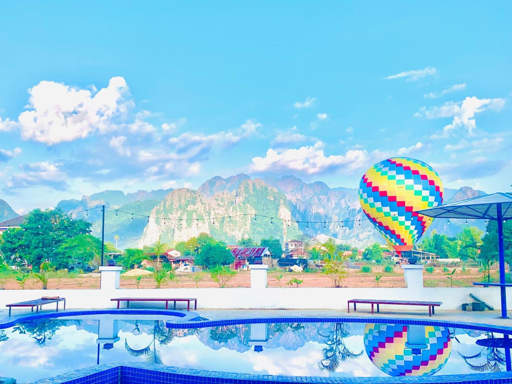 Vang Vieng Garden Resort מראה חיצוני תמונה