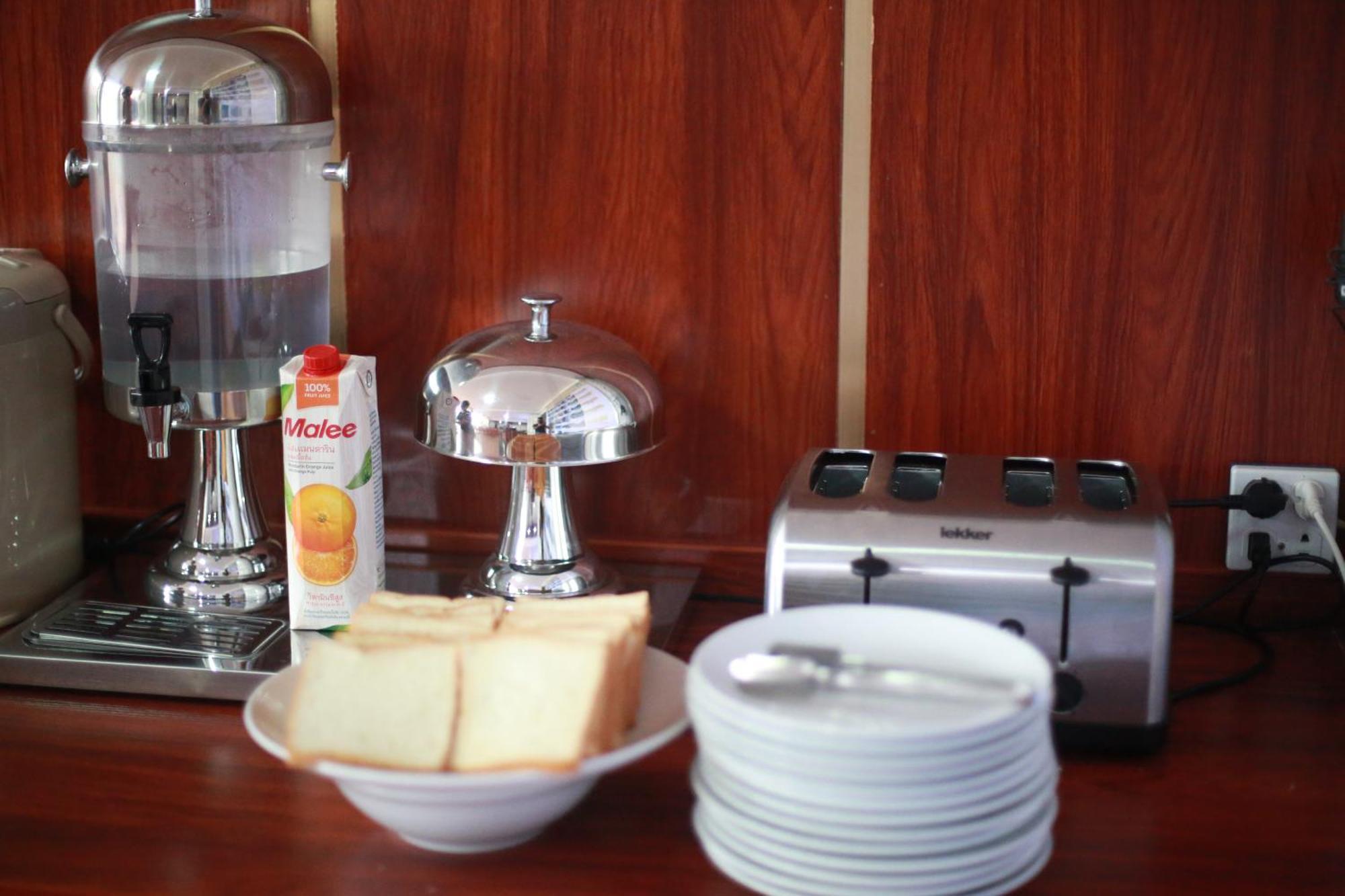 Vang Vieng Garden Resort מראה חיצוני תמונה